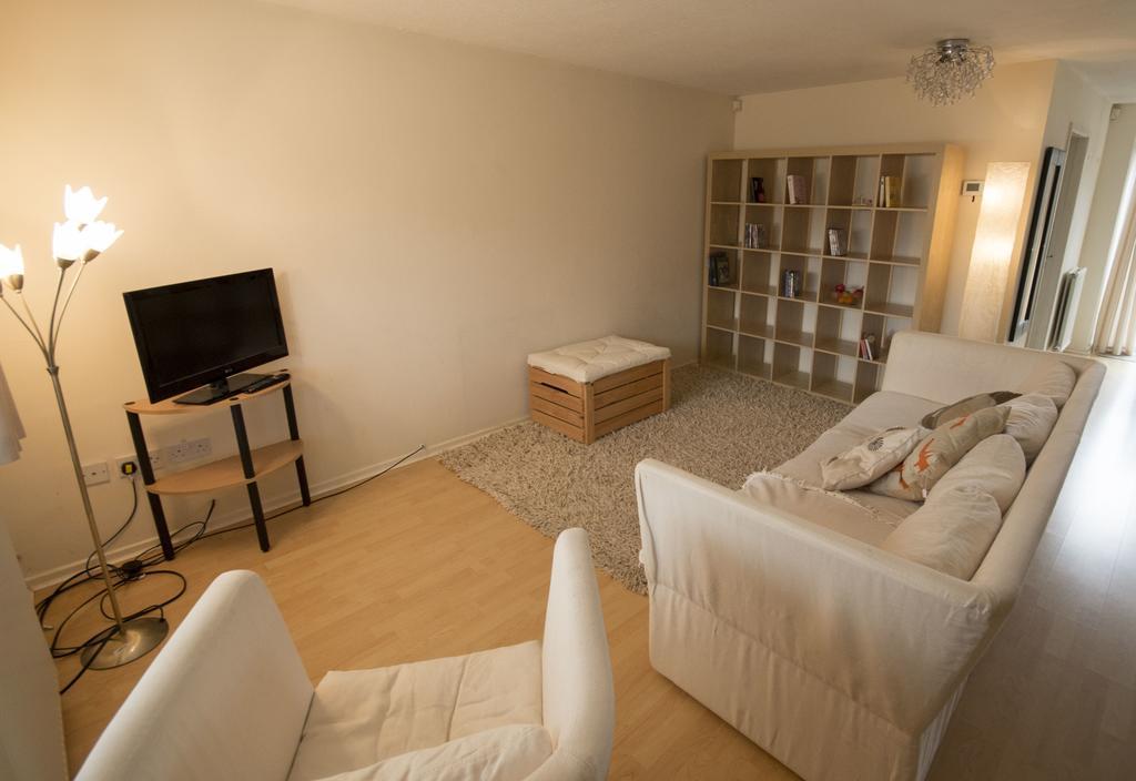 32 Pentland Close 체스터 외부 사진